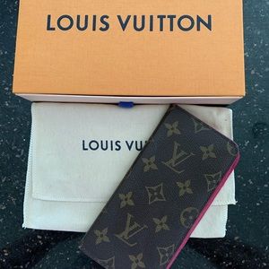 Louie Vuitton 7+ and 8+ Cell Phone Case